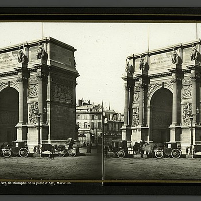 Photo de Porte dAix : larc de triomphe