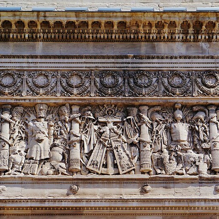 Photo de Porte dAix : larc de triomphe