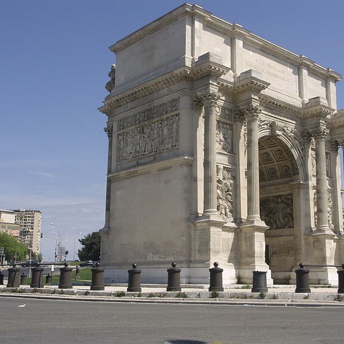 Photo de Porte dAix : larc de triomphe