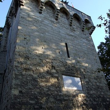 Tour des Pins de Montpellier