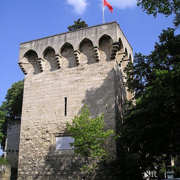 Tour des Pins de Montpellier