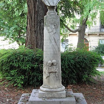 Tour des Pins de Montpellier