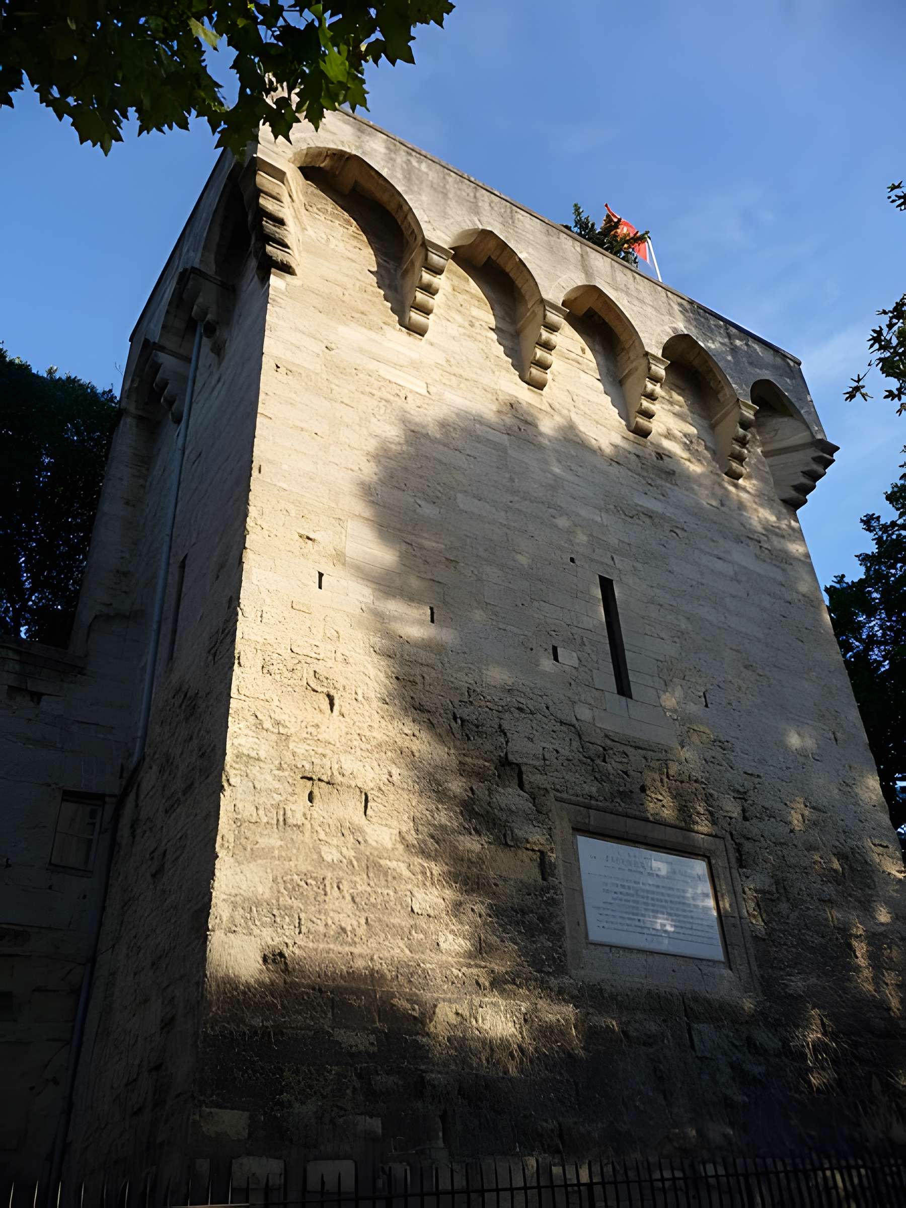 Tour des Pins de Montpellier