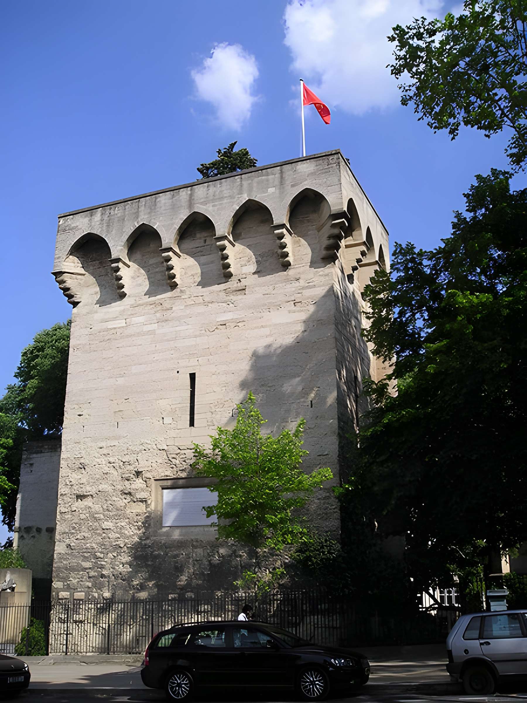 Tour des Pins de Montpellier