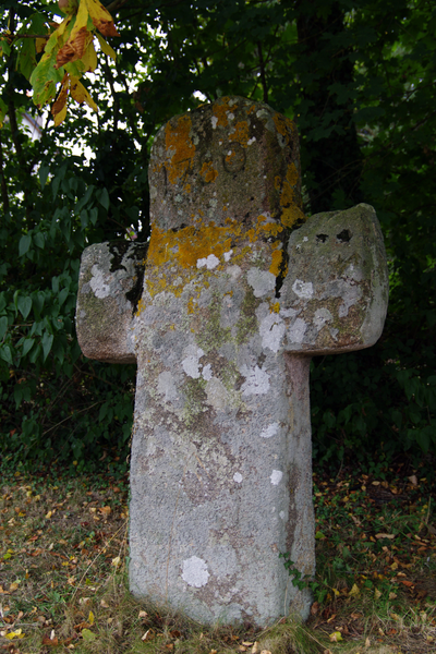 Photo de Croix monolithe de Pluduno
