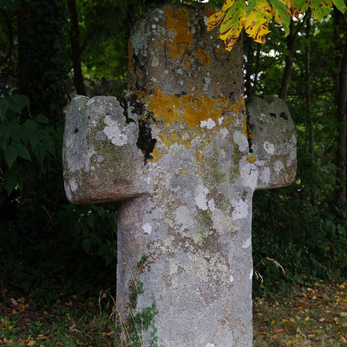 Photo de Croix monolithe de Pluduno