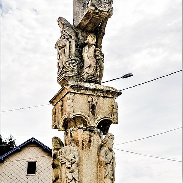 Photo de Croix monumentale de La Longine