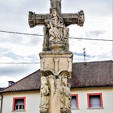Croix monumentale de La Longine