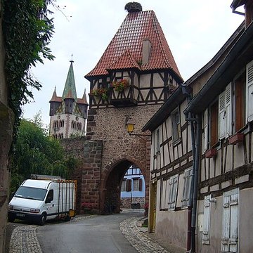 Tour des Sorcières de Châtenois