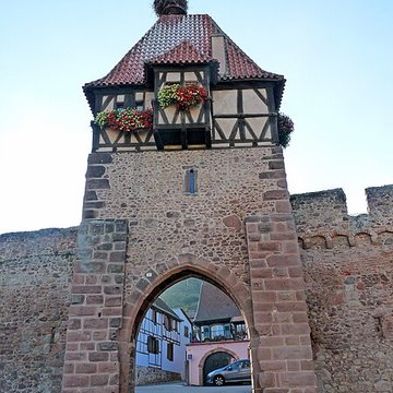 Tour des Sorcières de Châtenois