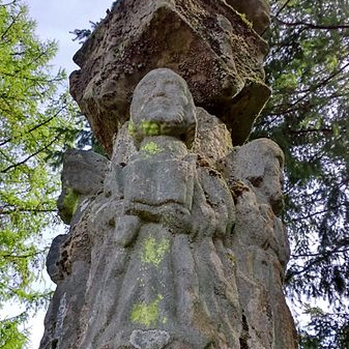 Photo de Croix monumentale du Mont-Dahin