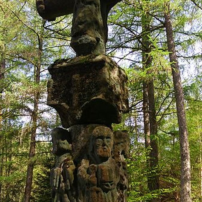 Photo de Croix monumentale du Mont-Dahin