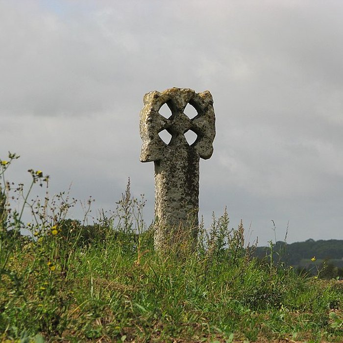 Photo de Croix percée de Neaufles-Saint-Martin
