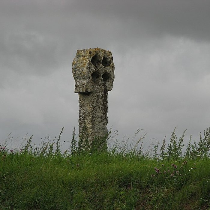 Photo de Croix percée de Neaufles-Saint-Martin