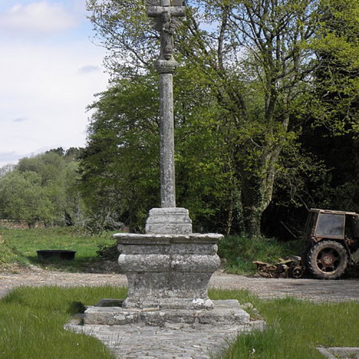 Photo de Croix Saint-Yves de Bubry