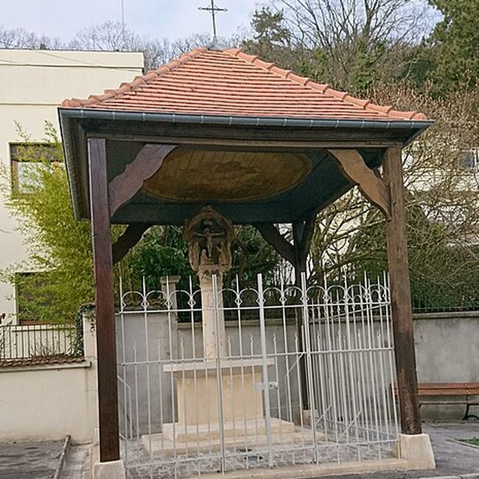 Photo de Croix en pierre dite Croix-Gagnée