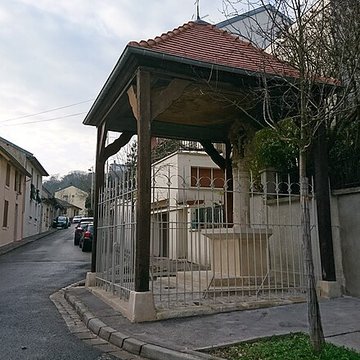 Croix en pierre dite Croix-Gagnée