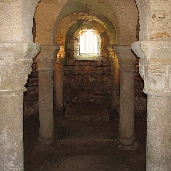 Photo de Crypte de lÉglise Saint-Romain de Curzon