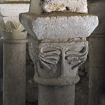 Crypte de lÉglise Saint-Romain de Curzon