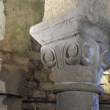 Crypte de lÉglise Saint-Romain de Curzon