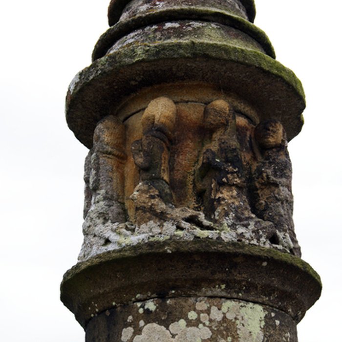 Photo de Deux croix de cimetière de Saint-Maudez