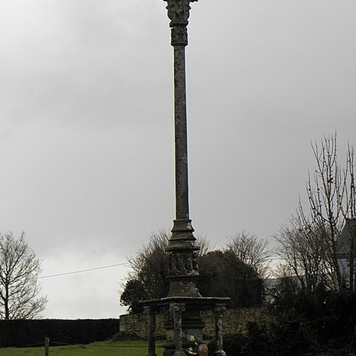 Photo de Deux croix de cimetière de Saint-Maudez