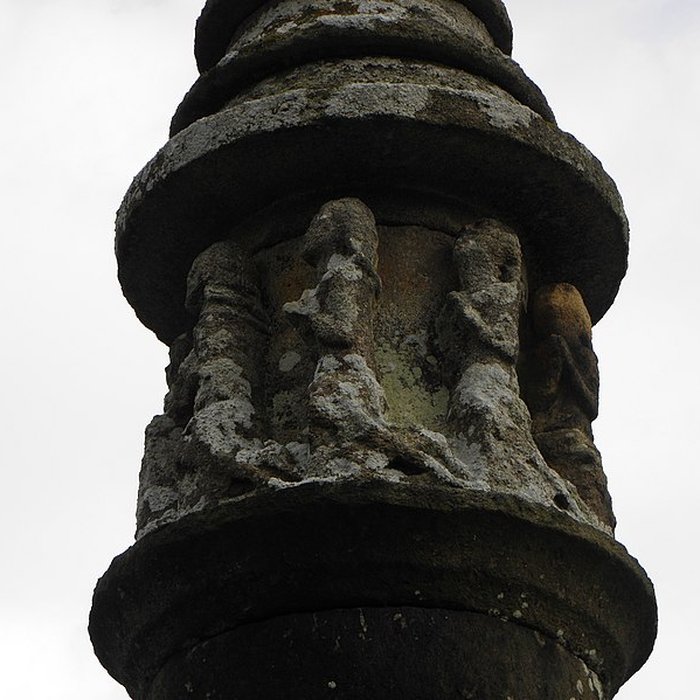 Photo de Deux croix de cimetière de Saint-Maudez