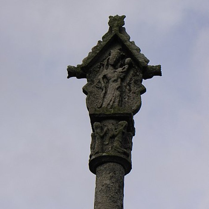 Photo de Deux croix de cimetière de Saint-Maudez
