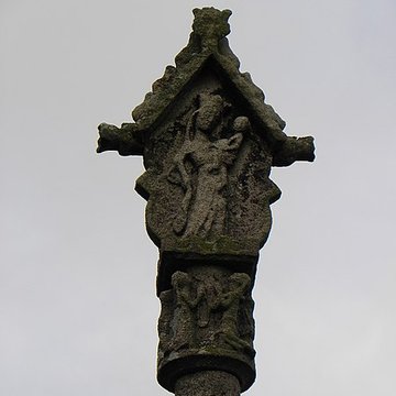 Deux croix de cimetière de Saint-Maudez
