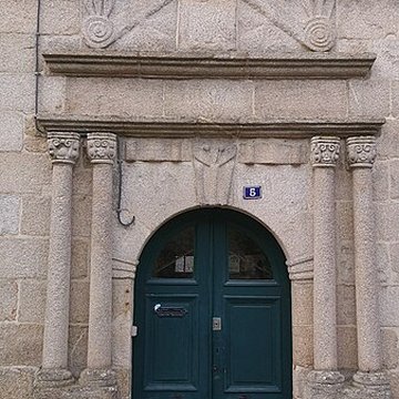 Deux maisons 5-7 Rue Notre-Dame à Quintin