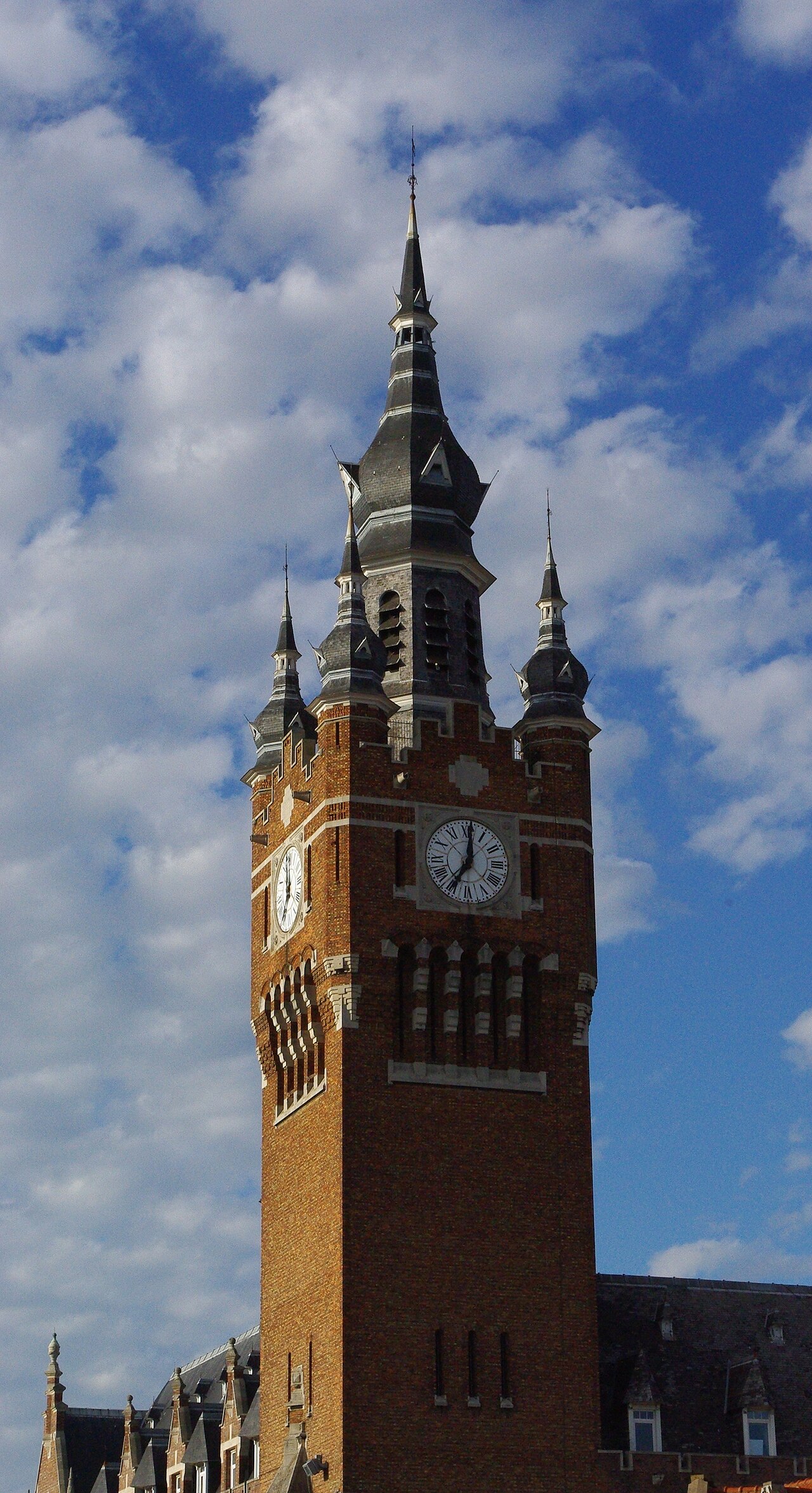 Deux menhirs dits Pierre Martine à Solre-le-Château