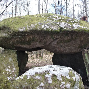 dolmen de bouery a mailhac sur benaize