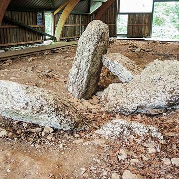 Dolmen de Brevilliers