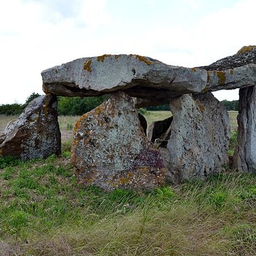 Dolmen de Briande 1 et 2 à Arçay