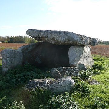 Dolmen de Charcé à Charcé-Saint-Ellier-sur-Aubance