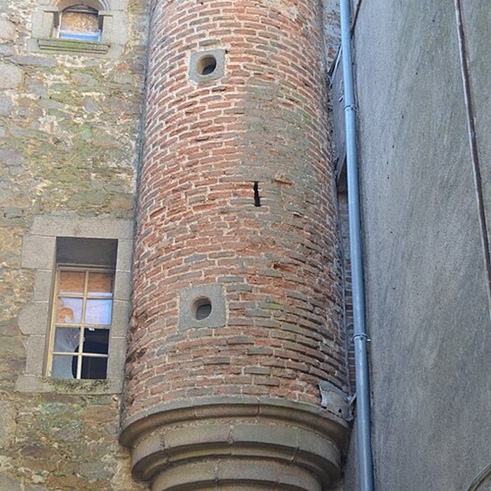 Photo de Tour du Grenier à sel de Cholet