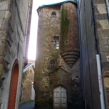 Tour du Grenier à sel de Cholet