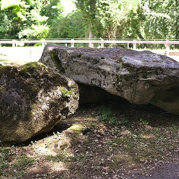 Dolmen de Giverzac à Domme