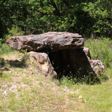 Dolmen de la Bertrandoune à Prayssac latéral droit