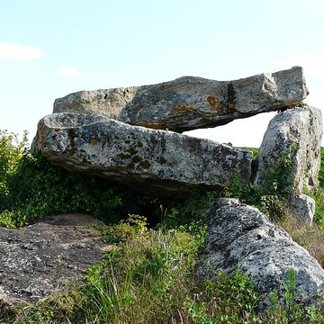 Dolmen de la Fontaine à Saint-Léger-de-Montbrillais