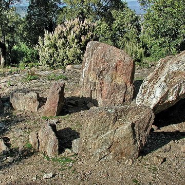 Dolmen de la Gaillarde-sur-Mer à Roquebrune-sur-Argens
