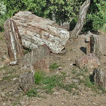 Dolmen de la Gaillarde-sur-Mer à Roquebrune-sur-Argens