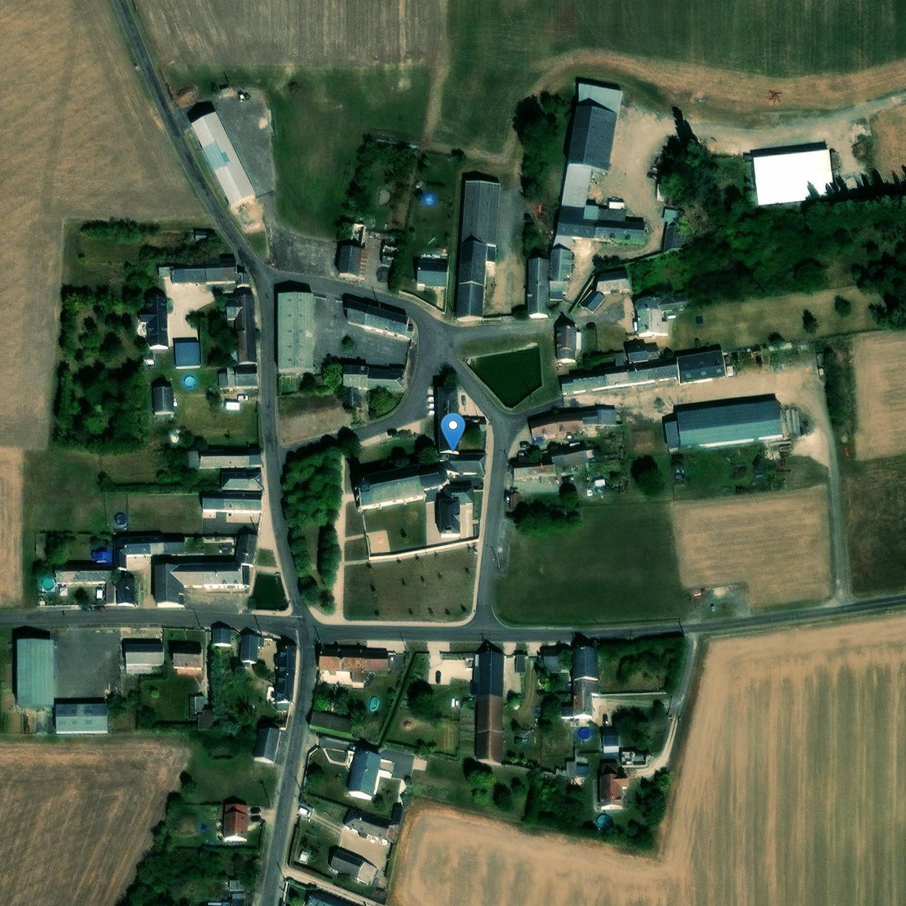 Photo de Dolmen de la Pierre Luteau à Ruan