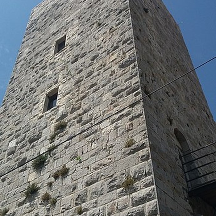 Photo de Tour du Suquet, chapelle Sainte-Anne et église Notre-Dame-de-lEspérance