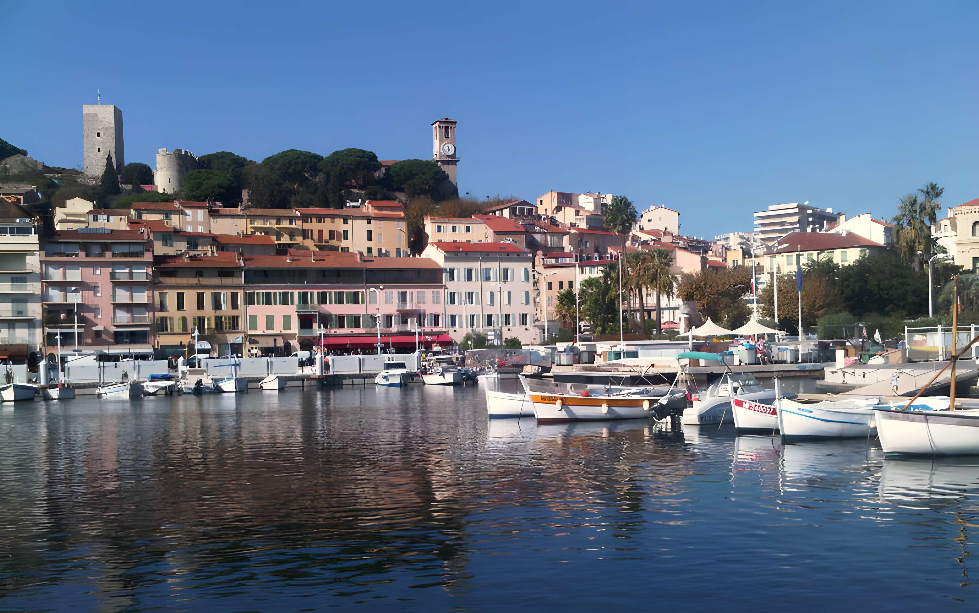 Tour du Suquet, chapelle Sainte-Anne et église Notre-Dame-de-l'Espérance