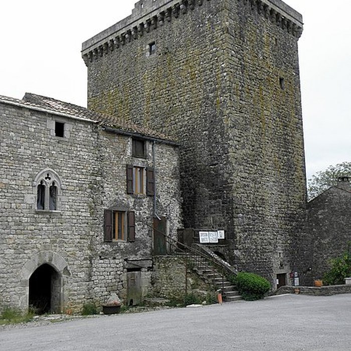 Photo de Tour du Viala-du-Pas-de-Jaux