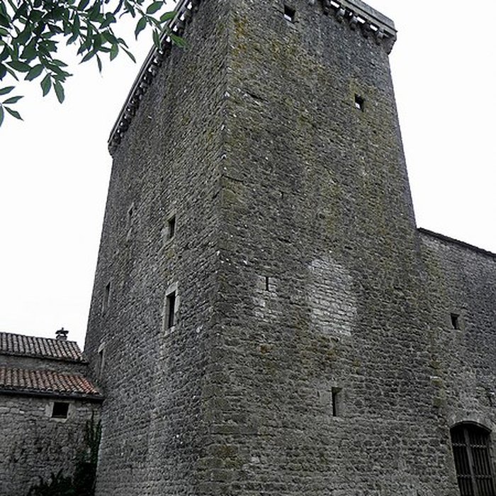 Photo de Tour du Viala-du-Pas-de-Jaux