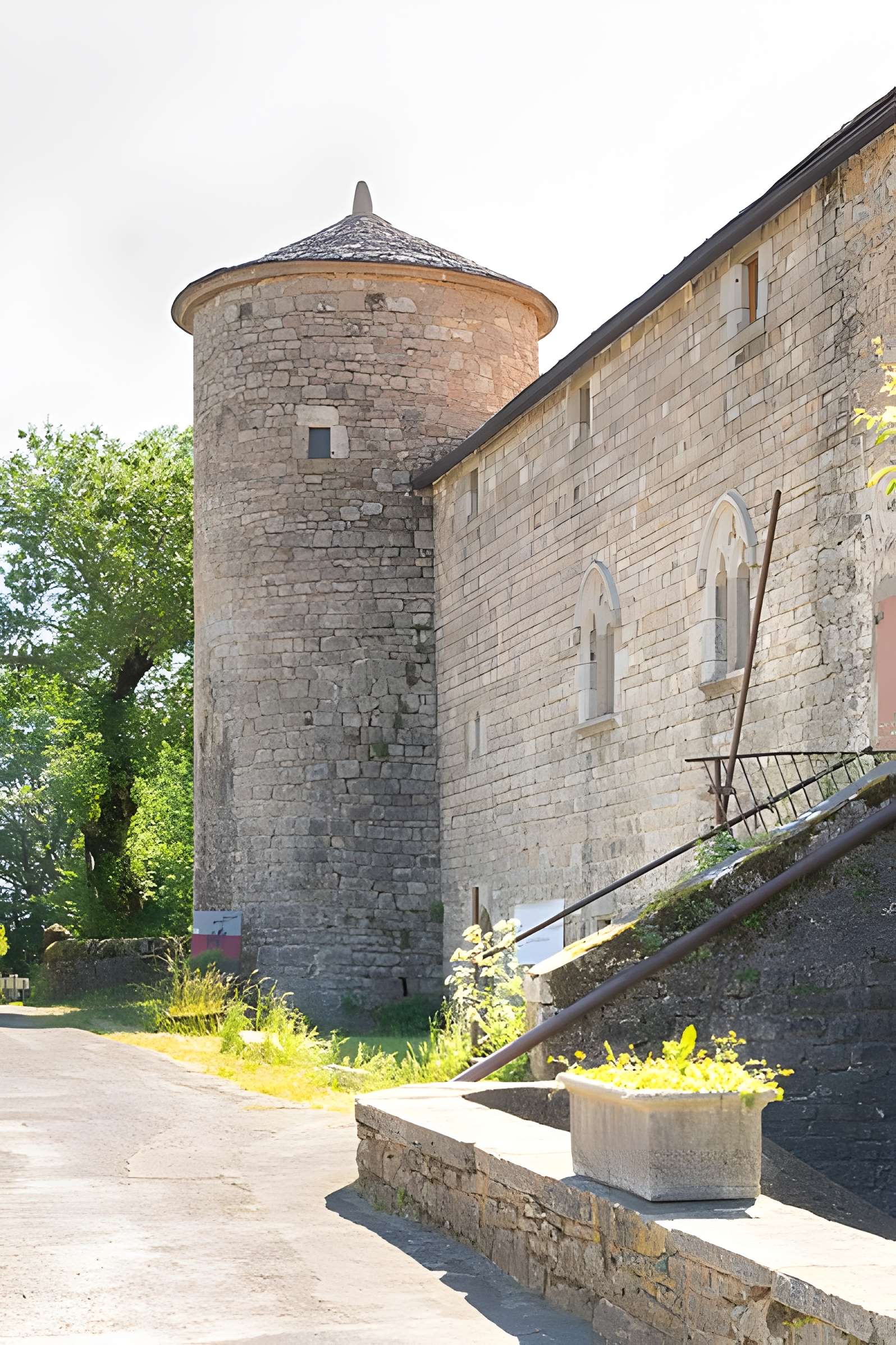 Tour du Viala-du-Pas-de-Jaux