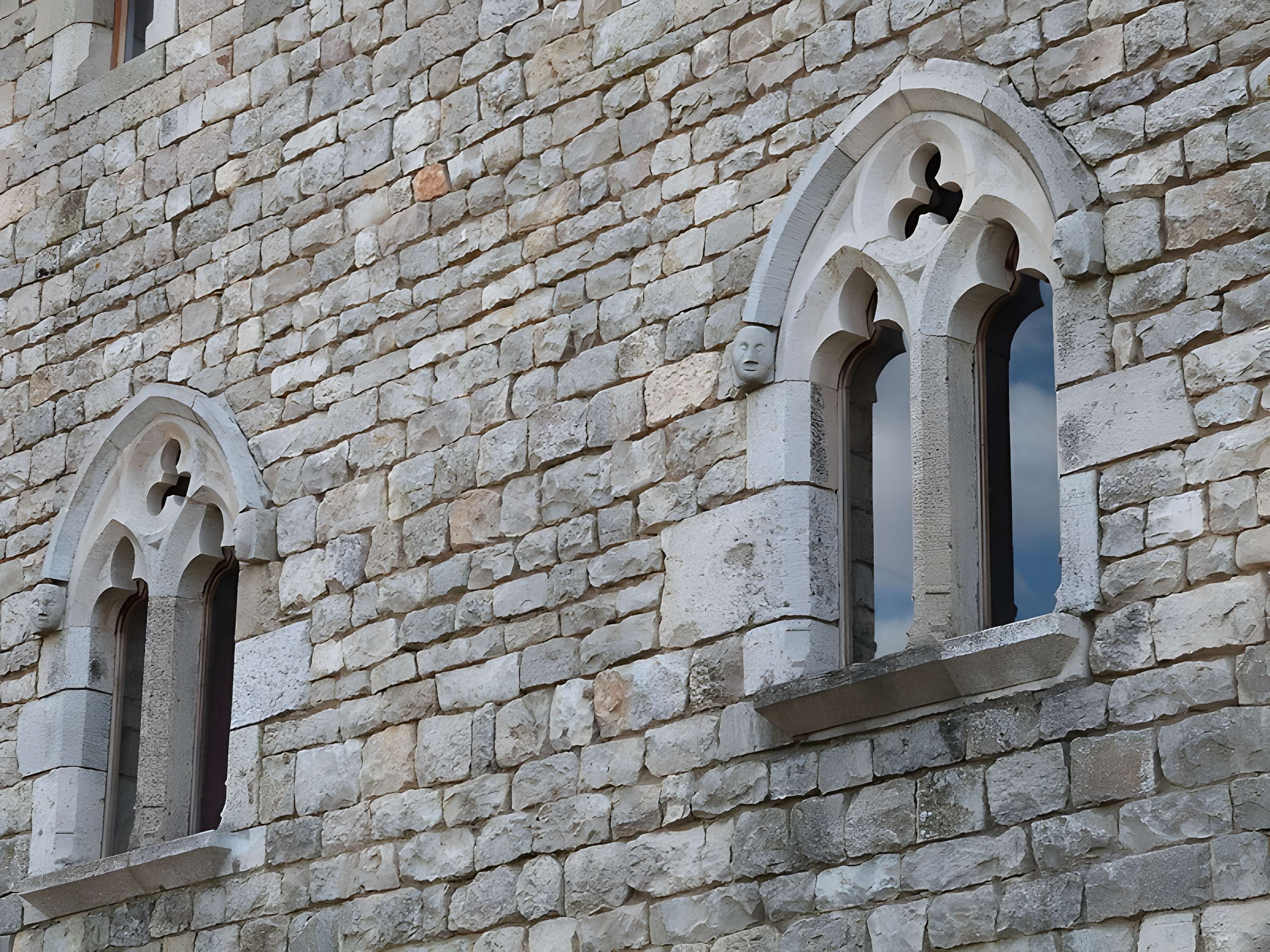 Tour du Viala-du-Pas-de-Jaux