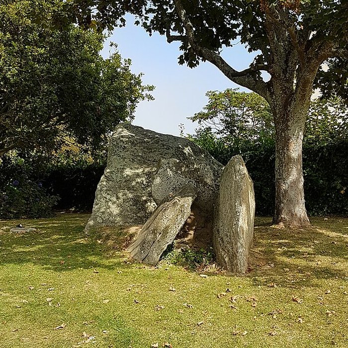 Photo de Dolmen de Lilia à Plouguerneau